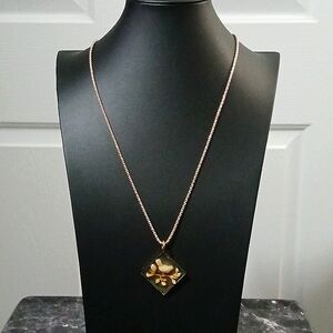 32" Vintage Hand Carved  Gold-Tone Bird On Branch Pendant Necklace.